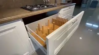 Кухня Арона из массива ясеня