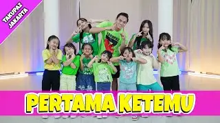 Dance PERTAMA KETEMU |  Zumba Joget Senam Viral ANAK-ANAK| Takupaz Kids Jakarta