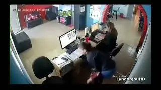 Recepcionistas fueron grabadas “sacando la vuelta” en el trabajo y desatan la discusión en redes