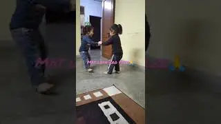 twins fight🙏