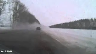 Вот что бывает, когда ты едешь за снегоуборщиком.