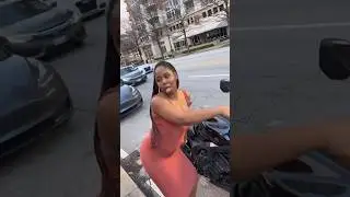 Pretty girls + motorcycle= fun 😂 (Watch the leg)..#bikelife #prettygirls #atl #fyp #atlbikelife