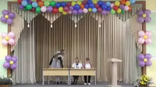 Концертная программа учащихся XI-х классов
