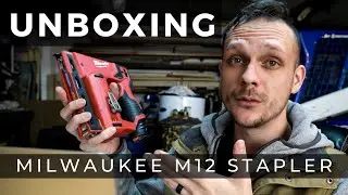 Milwaukee M12 Stapler Unboxing
