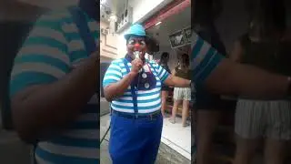 Payasito Guatallarin animando y cantando en Supermercado Maranatha 1ra. parte