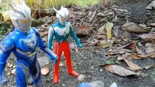 ULTRAMAN ZERO & GINGGA BLUE MEMBERSIHKAN SAMPAH BERSERAKAN