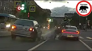 Серьезное ДТП с байкером в Петербурге | Ваши Видео #75