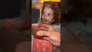 جولي تحولت ل شوكولا 😂😍