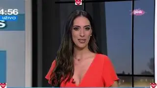 Maki u crvenoj haljinici