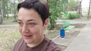 Сделала два дела. Отправила посылку и сходила в налоговую.Опять невнимательность.