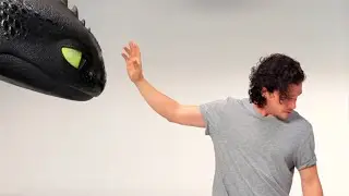 Кит Харрингтон и Беззубик на кастинге сериала 