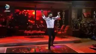 Burak Özçivit'ten Zeybek  Oyunu - Beyaz Show 23 Ocak 2015