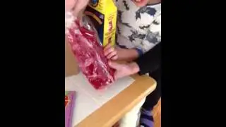 Unboxing THE WORLDS LARGEST GUMMY BEAR! part