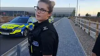 Police Try To Get My Details 👮‍♂️🤯