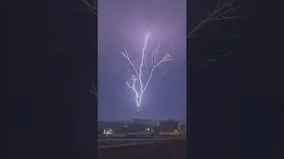 Rain In Makkah | Clock Tower | Makkah Tower #madina #allah #religion #ytshorts #islam #viralshort