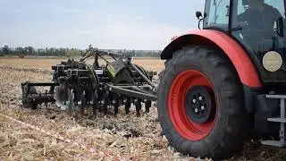 AGROEXPO 2019-выставка с полевой демонстрацией техники.