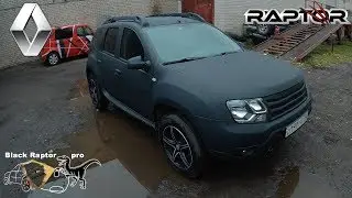 Renault Duster painted in Raptor black with a fine shagreen texture