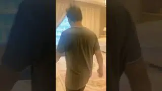 Azil... TV dah tak nyala... kita dengar suara ja...