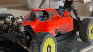 Running laps in Mugen Mbx8R dry dusty track ! #Vrp #Pro1rc #dialedrchobbies