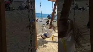 Пляж. Алушта. Крым. 13 мая 2023г.