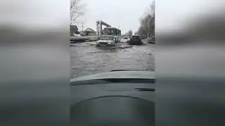 Потоп на улице Соцкой в Бийске