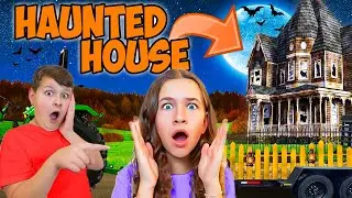 WE SURVIVED the SCARIEST HAUNTED HOUSE 😱