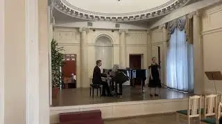 Мама и дочка. Исполняет Анастасия Коротина. Конц. Ярослав Баев