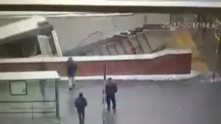 Момент Аварии Автосуба на Славянском бульваре Москва