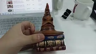 Magic World Hat Christmas Ornament Harry, Ron and Hermione on their way to Hogwarts with Sound