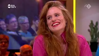 Merel Baldé en Johan Derksen bij Eva Jinek