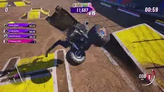 WHAT THE... (Glitch) - Monster Jam Showdown