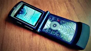 Motorola Razr V3. Original legend in 2019!)
