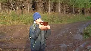* У КОГО ЗИМА * А У НАС ГРЯЗЮКА * ДЕТИ ЗАСТРЯЛИ В ГРЯЗИ *