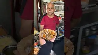 Kashi  में यह Hardworking uncle बेचते है  Chaat Items😳😍 #shorts #streetfood