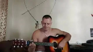 Петлюра ты одна стоишь у клёна