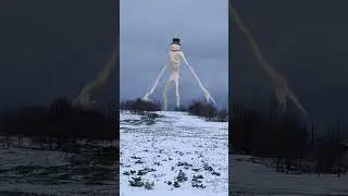 Attack on the Giant Snowman #shorts #christmas #caughtoncamera