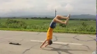 Un backflip depuis un skate