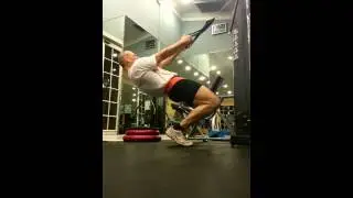 Old School Sissy Squat as learned from Steve Michalik