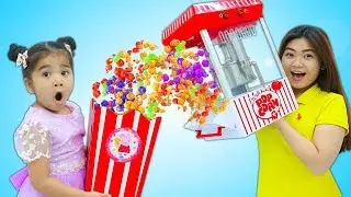 Suri Pretend Play w/ Pop Corn Maker Toy