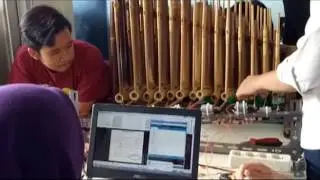 ROBOT ANGKLUNG #TELKOMUNIVERSITY ES TA/2014