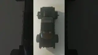 Джеймс Бонд и его Aston Martin DB5