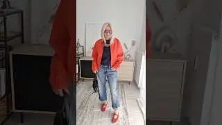 Модница 65+ показывает как быть стильной