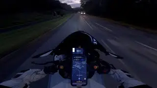 S1000RR and R7 have an actual CHILL ride