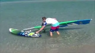 Start z wody na windsurfingu