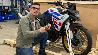 2024 BMW F 900 GS Unboxing | Crossover Gata de Aventura