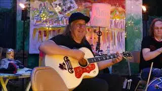 Kevn Kinney & Dave V Johnson - This Train Don't Stop @ back yard, Atlanta - Fri Aug/7/ 2020