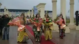 БОЗОРЧАИ  ФАРХОРИ  2016  ЗУР