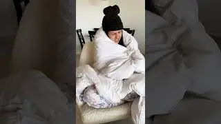 מתנהגת כמו בעלי כשהוא חולהActing like my husband when he’s sick