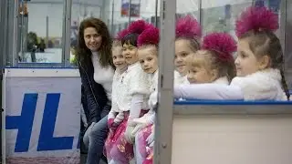 Выступление юных фигуристов