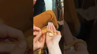Я помогаю змее родить. ЗАСТРЯЛО ЯЙЦО😱